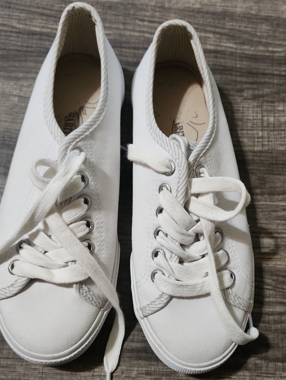 Margaritaville White Low-Top Canvas Sneakers